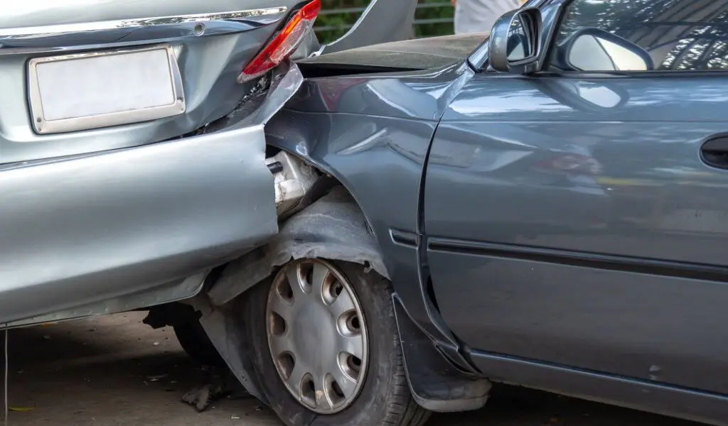 5 car accident in New Smyrna Beach